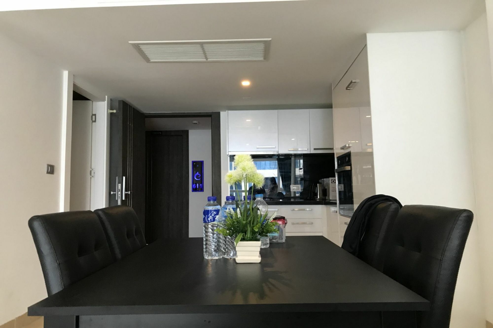 Uplus Avenue Residence Паттая Екстер'єр фото