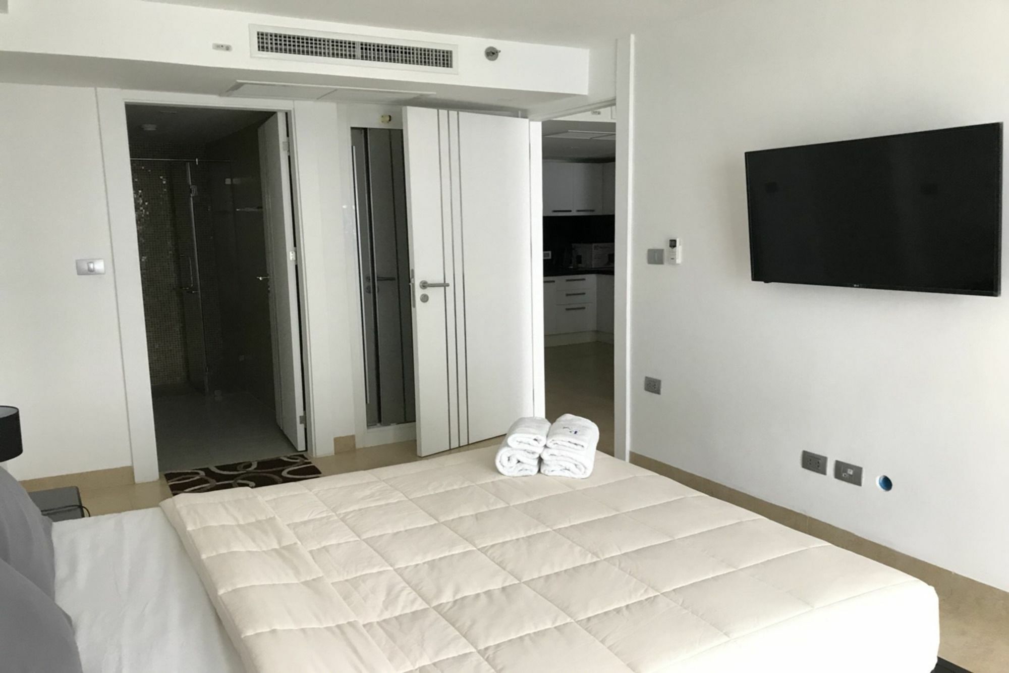 Uplus Avenue Residence Паттая Екстер'єр фото