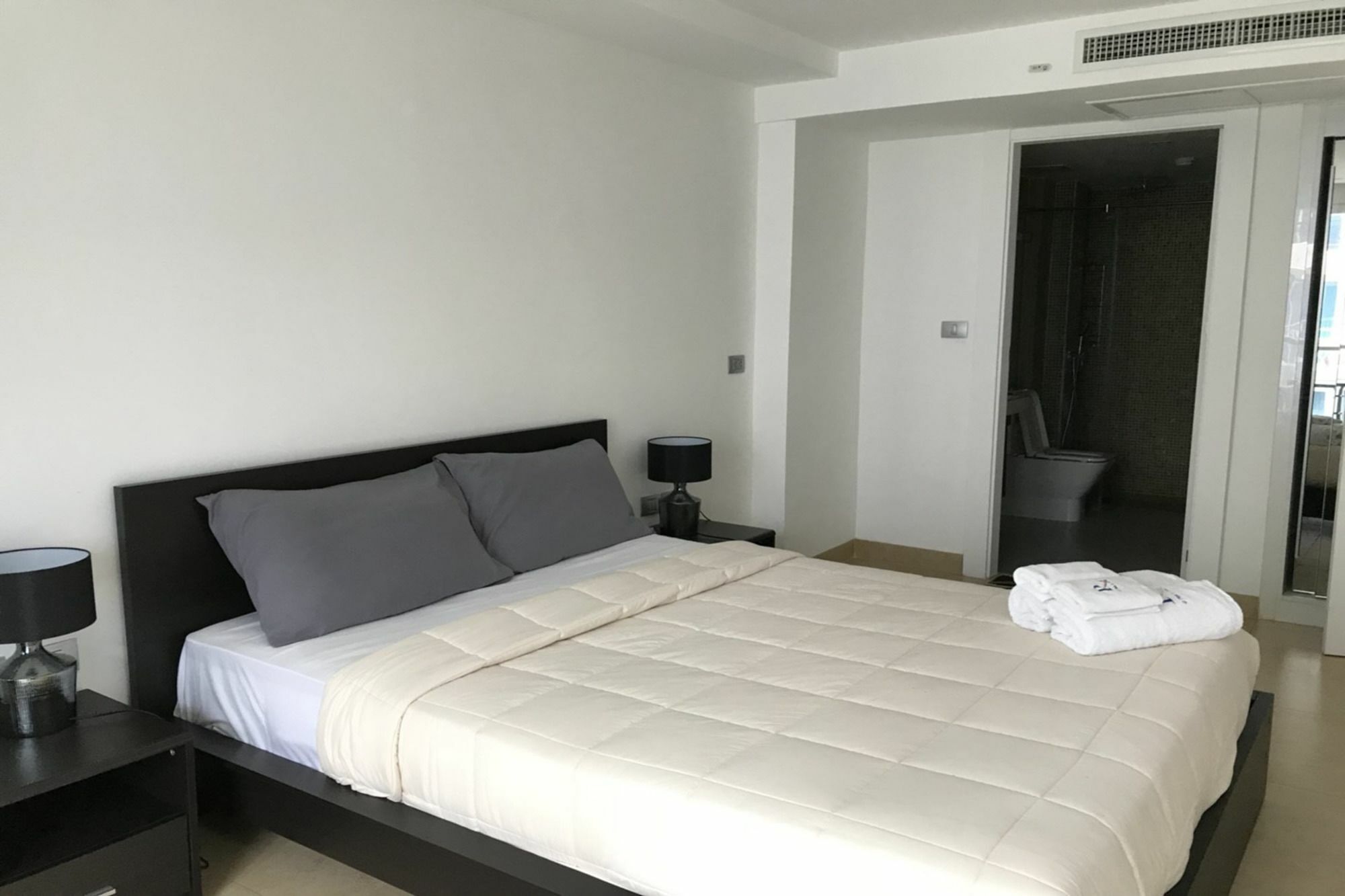 Uplus Avenue Residence Паттая Екстер'єр фото